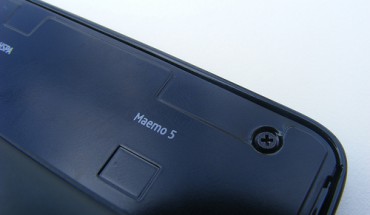 N900 e N97, dimensioni a confronto (immagini)