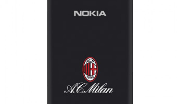 Nokia 7310 Supernova A.C. Milan edition