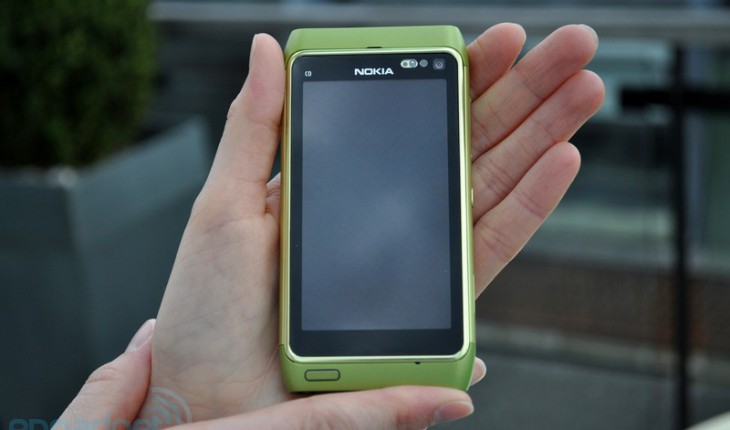 Nokia N8, disponibili al download Ovi Maps 3.06 e Real Golf 2011
