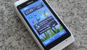 Nokia N8, le prime impressioni di oissela