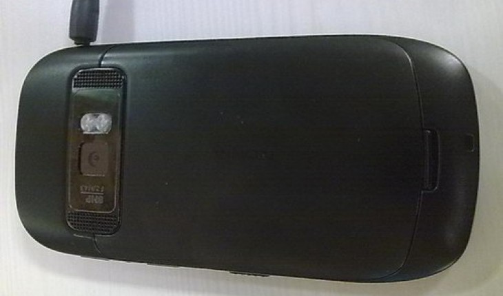 Nokia C7, prime immagini e rumor