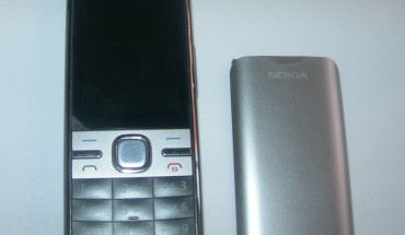 Prova su strada del nuovo Nokia C5 (breve recensione)