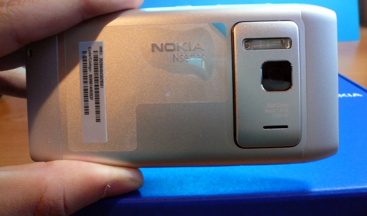 Nokia N8: un trucco per scattare “Super-macro”
