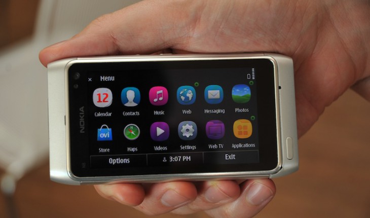 Immagini e un video del firmware PR2.0 sul Nokia N8