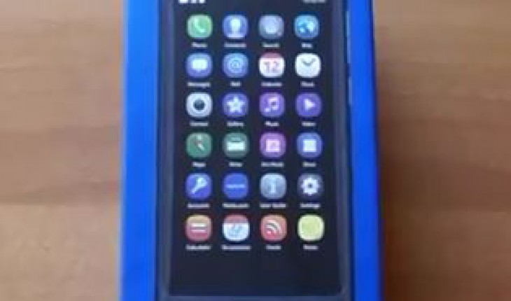 Nokia N9, primo video unboxing