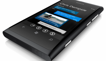 Nokia Lumia 800, ecco i primi video hands-on
