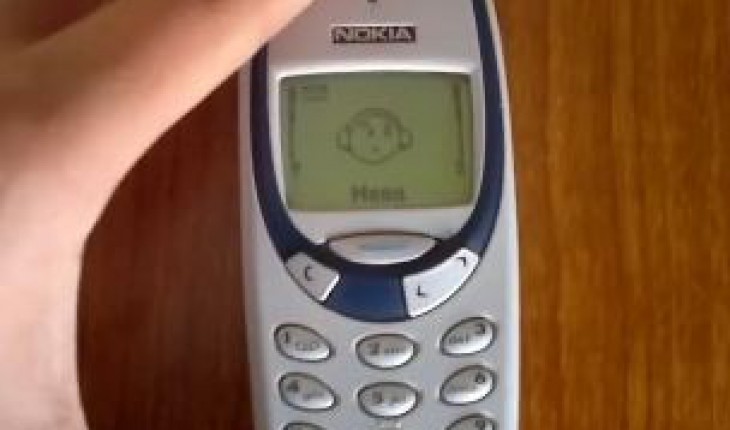 Nokia 3310, video-storia di un mitico cellulare by Gokie