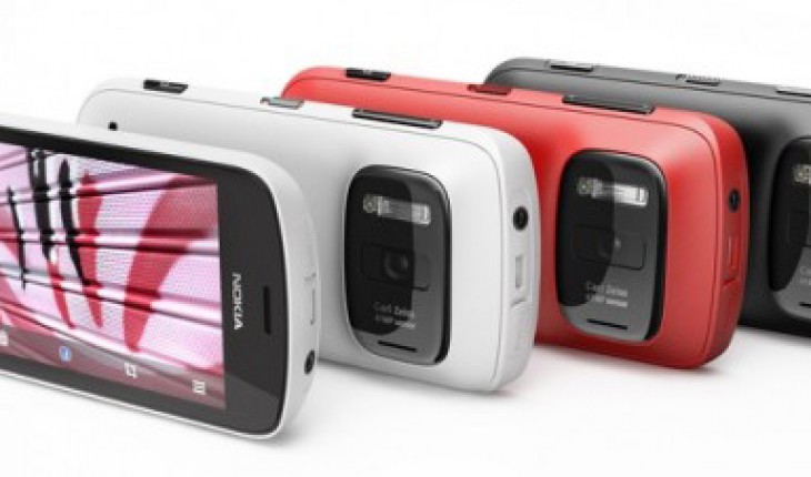 Nokia ufficializza il lancio del Nokia 808 PureView per Maggio