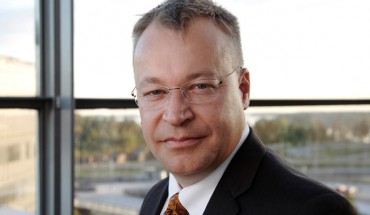 Stephen Elop: “Stiamo lavorando per migliorare l’app Facebook per Windows Phone”
