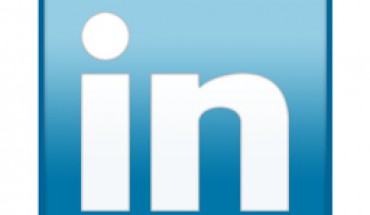 LinkedIn per Nokia Asha full touch disponibile al download gratuito