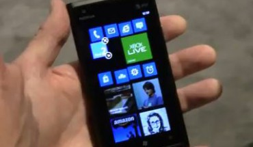 Windows Phone 7.8 in azione su un Nokia Lumia 900 (video)