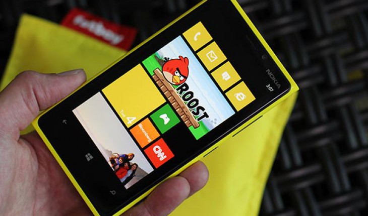 Nokia Lumia 920, primi hands on video