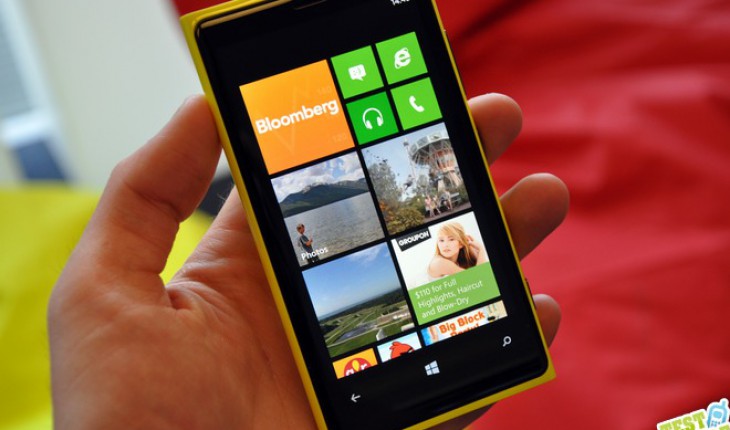 Nokia Lumia 920, foto e hands on video con alcune novità di Windows Phone 8