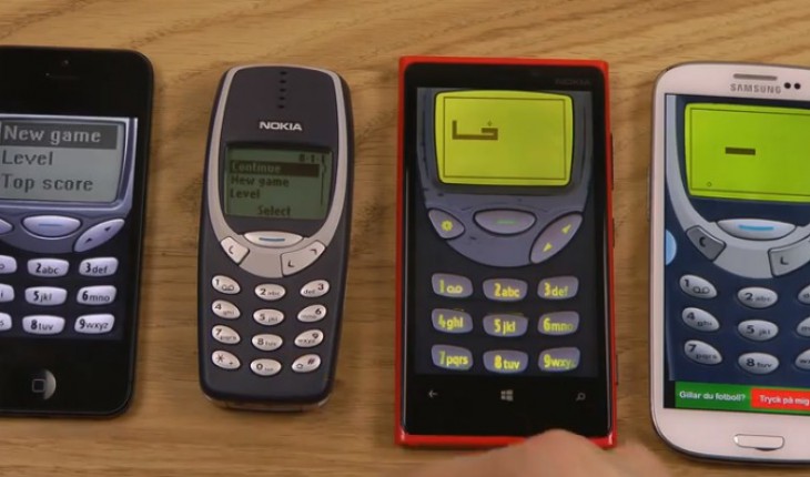Sfida a Snake tra Nokia 3310, Lumia 920, iPhone 5 e Samsung Galaxy S3