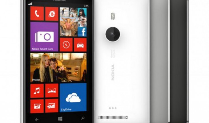 Nokia Lumia 925 Vodafone, al via il rilascio del firmware update v3049.0000.1330.0005
