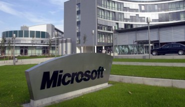 Microsoft annuncia il taglio di 7.800 dipendenti, per lo più impiegati nella divisione “Phone Hardware Business”