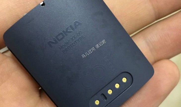 Foto dello smartwatch che Nokia avrebbe voluto lanciare assieme al Lumia 930