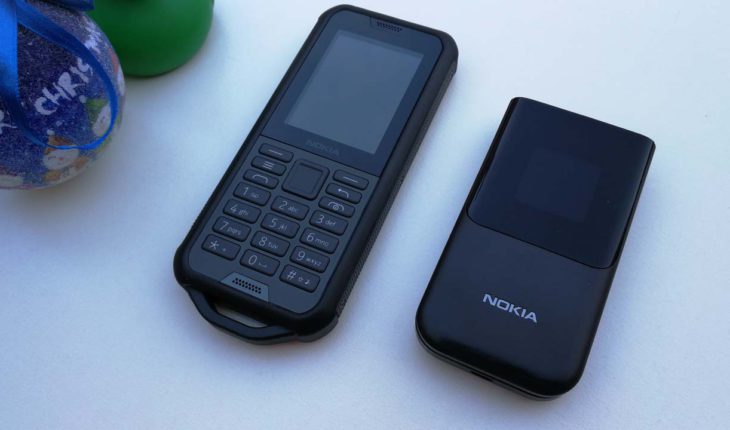 Nokia 2720 Flip e Nokia 800 Tough